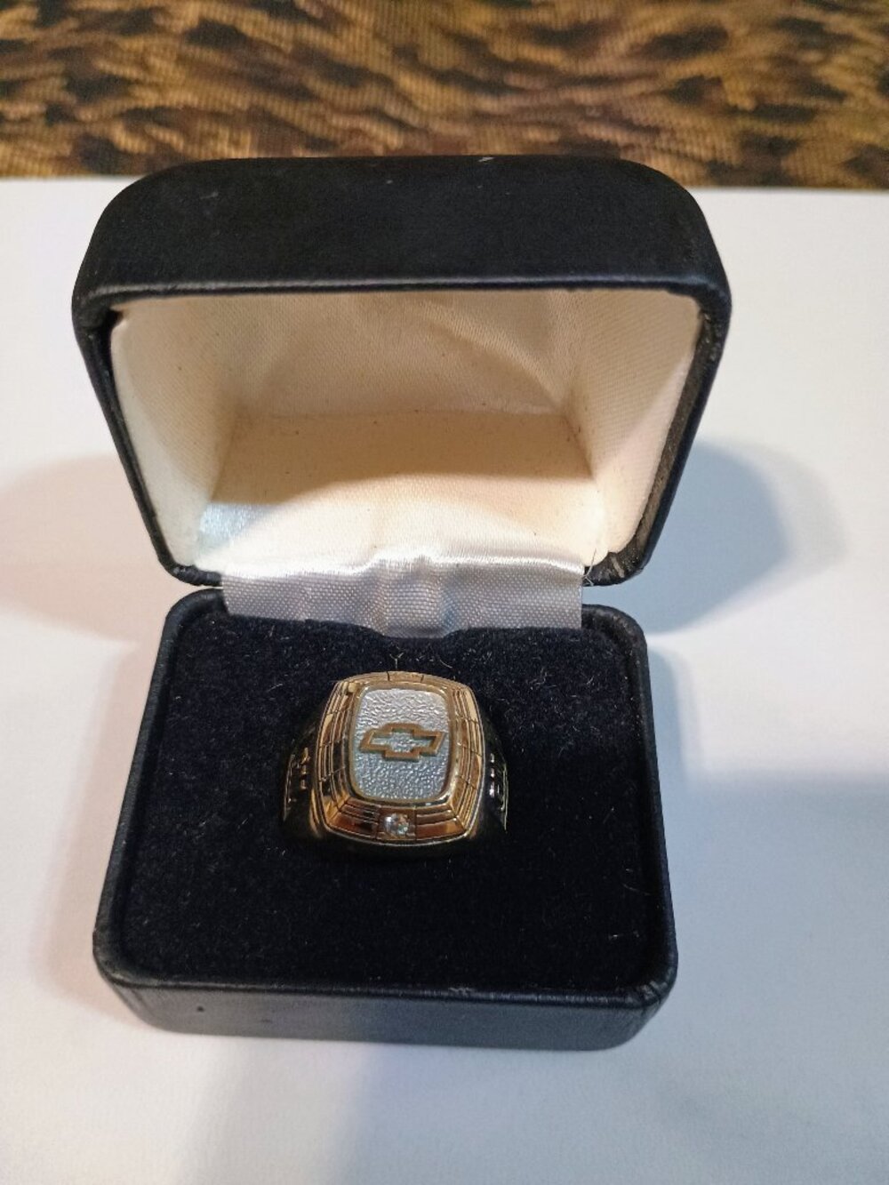 General Motors Mark Of Excellence Reward 10k Gold men ring with 2 diamonds